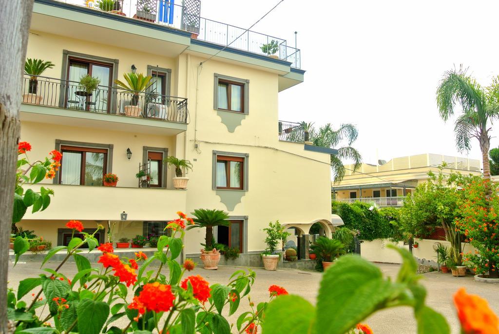 Hotel Casafort ปอซซุออลี ภายนอก รูปภาพ