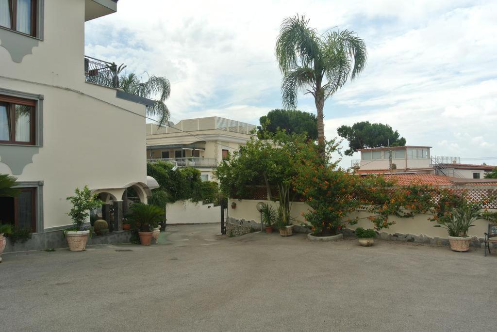 Hotel Casafort ปอซซุออลี ภายนอก รูปภาพ
