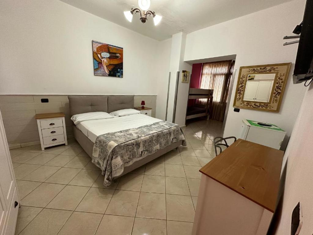Hotel Casafort ปอซซุออลี ภายนอก รูปภาพ